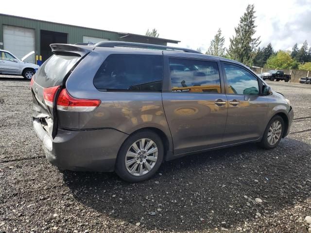 2011 Toyota Sienna XLE