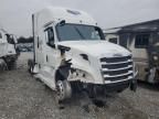 2020 Freightliner Cascadia 126