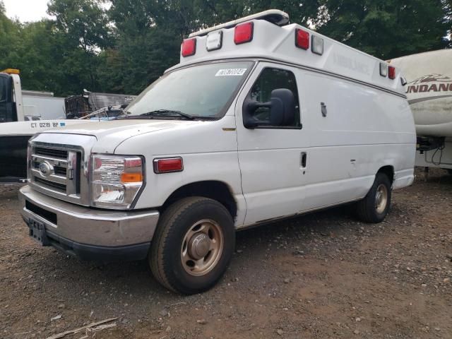 2014 Ford Econoline E350 Super Duty Van Ambulance