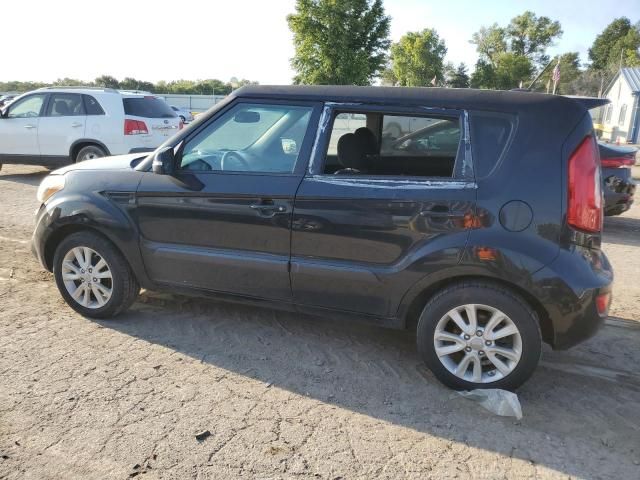 2013 KIA Soul +