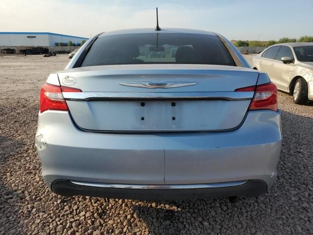 2013 Chrysler 200 Touring