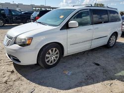 2016 Chrysler Town & Country Touring en venta en Riverview, FL