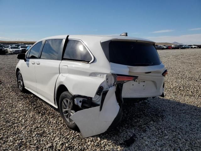 2021 Toyota Sienna LE