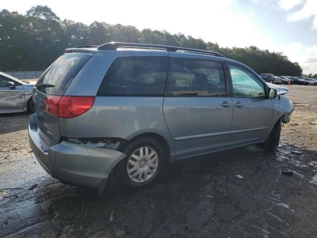 2010 Toyota Sienna CE