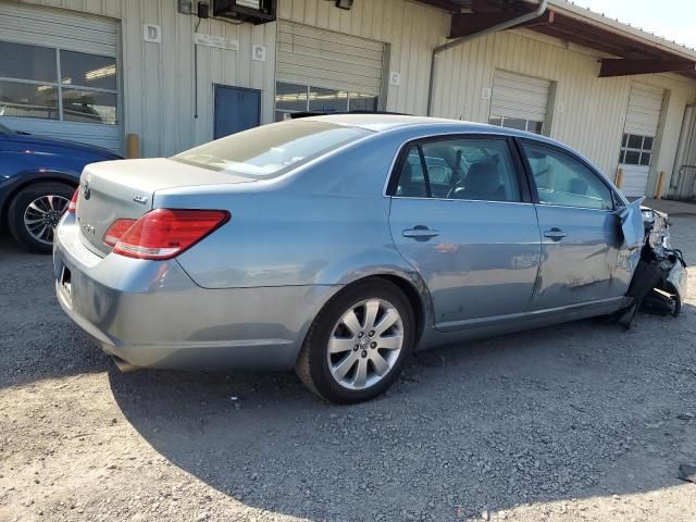 2005 Toyota Avalon XL