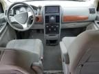 2008 Chrysler Town & Country LX