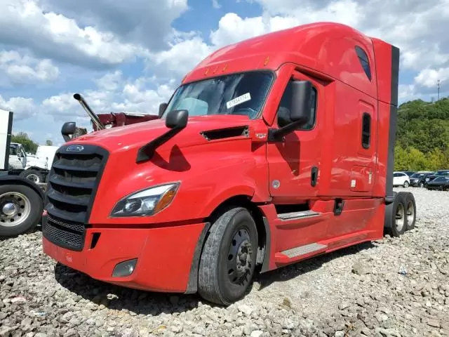 2022 Freightliner Cascadia 126