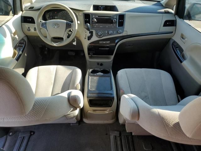 2012 Toyota Sienna LE