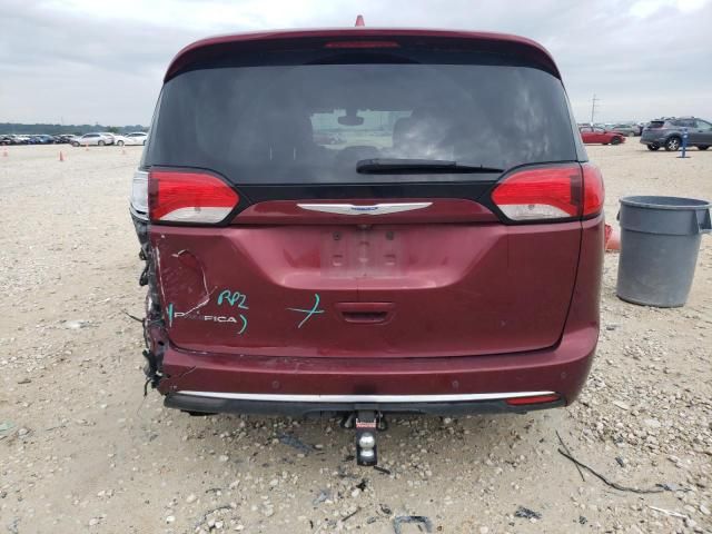 2017 Chrysler Pacifica Touring L Plus