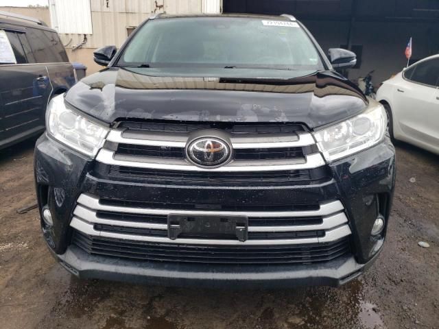 2018 Toyota Highlander SE