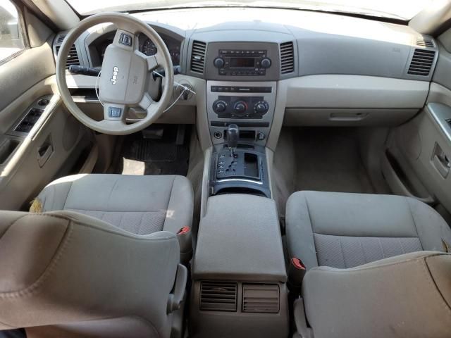 2005 Jeep Grand Cherokee Laredo