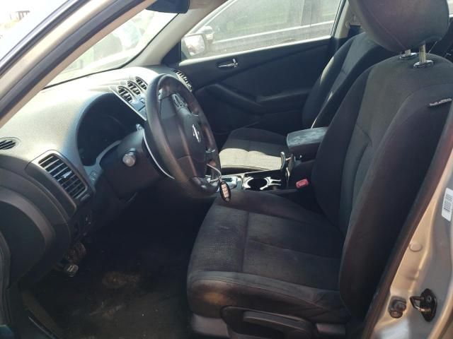 2010 Nissan Altima Base