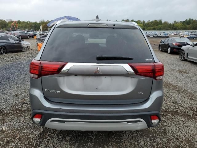 2020 Mitsubishi Outlander SE