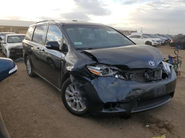 2016 Toyota Sienna XLE