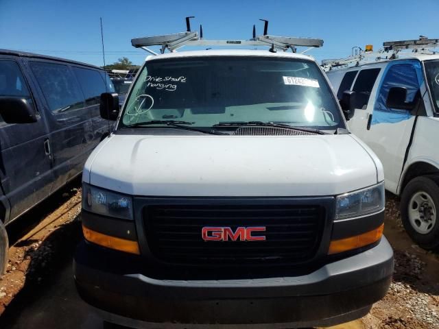 2022 GMC Savana G2500