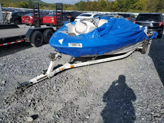 2009 Bayliner Boat