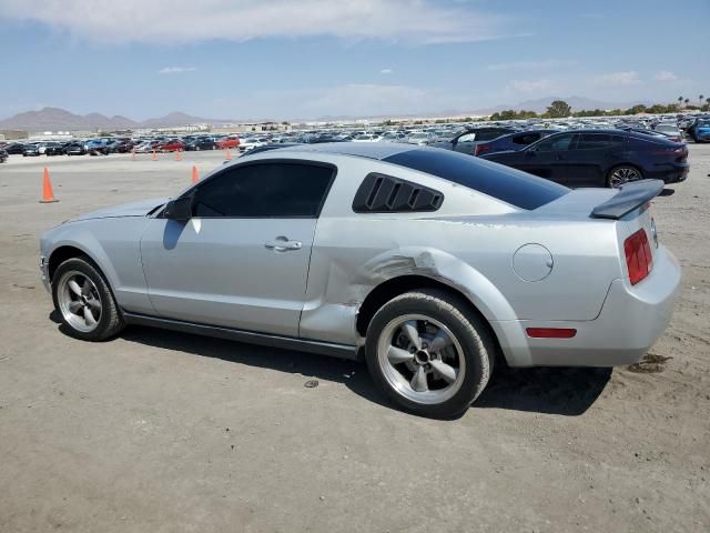 2005 Ford Mustang