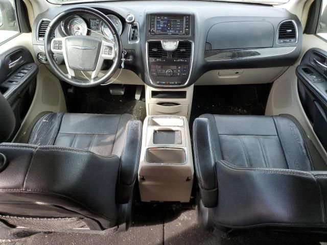 2015 Chrysler Town & Country Touring