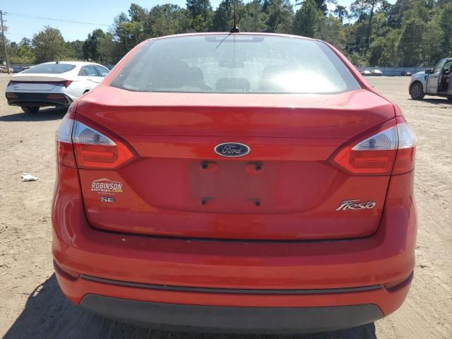 2015 Ford Fiesta SE