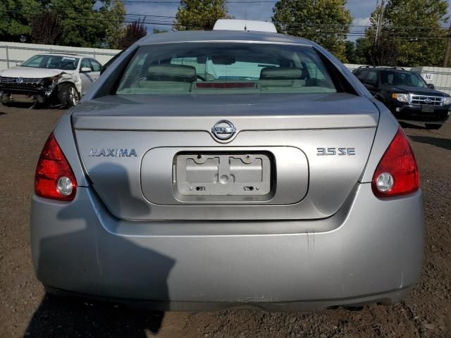 2004 Nissan Maxima SE