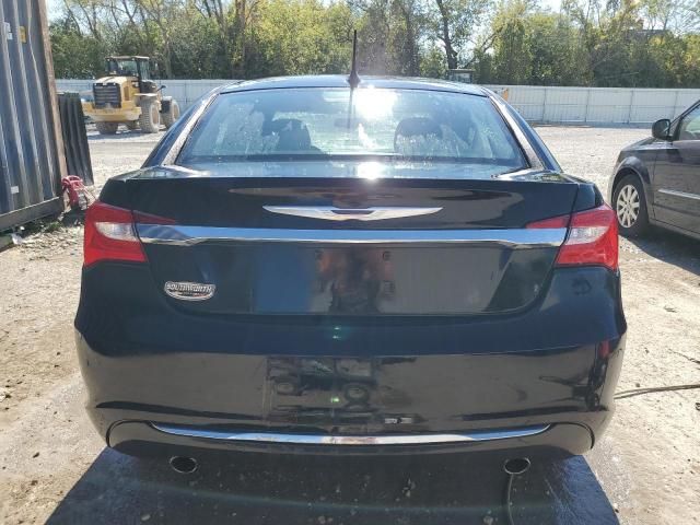 2013 Chrysler 200 Limited