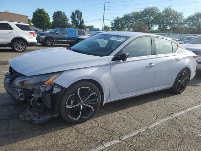 2023 Nissan Altima SR