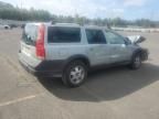 2004 Volvo XC70