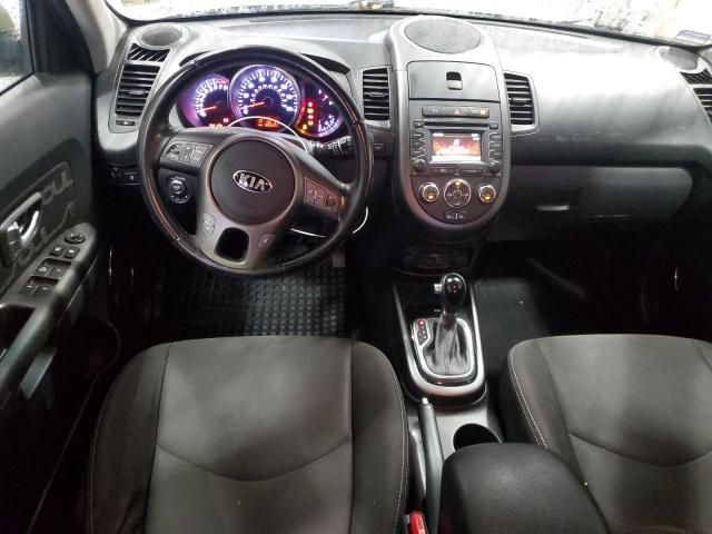 2013 KIA Soul +