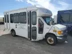 2006 Ford Econoline E450 Super Duty Cutaway Van