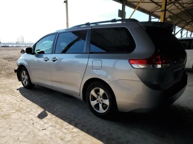 2013 Toyota Sienna LE