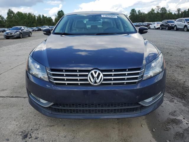 2014 Volkswagen Passat SEL