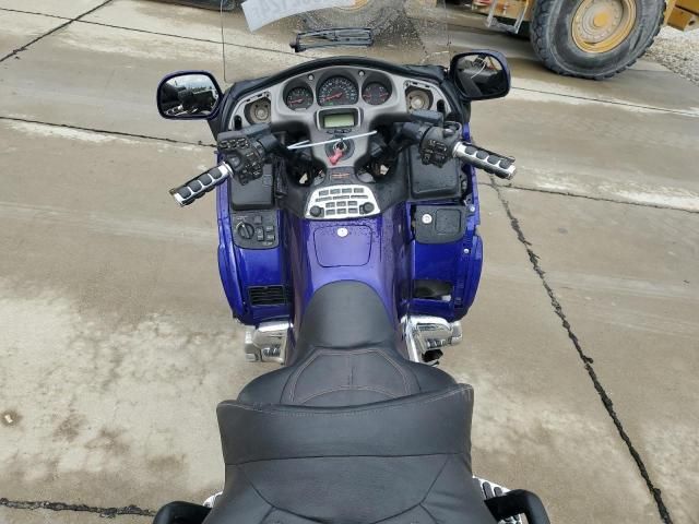 2001 Honda GL1800