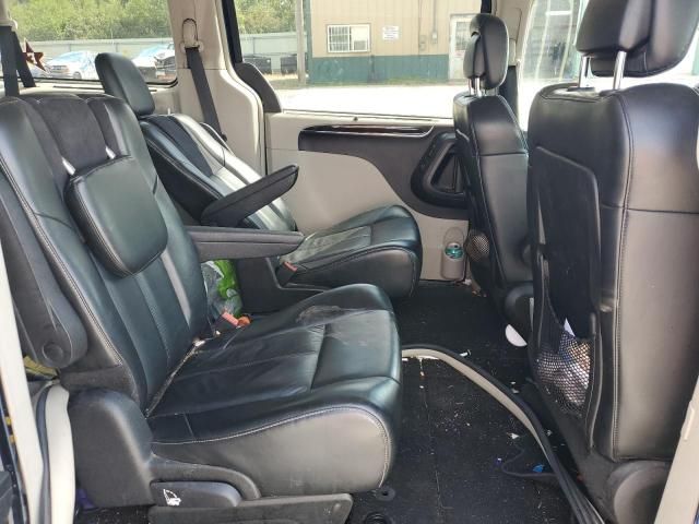 2014 Chrysler Town & Country Limited