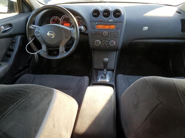 2010 Nissan Altima Base