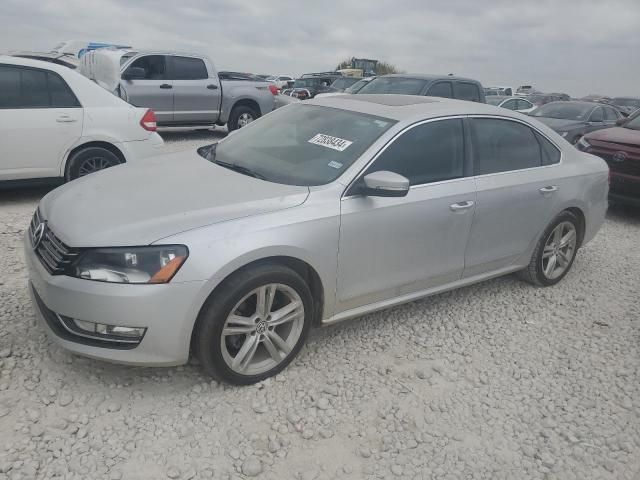 2013 Volkswagen Passat SEL