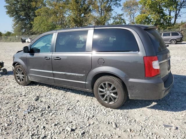 2016 Chrysler Town & Country S