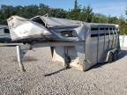 1999 Titan Horse Trailer