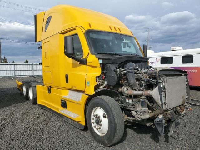 2022 Freightliner Cascadia 126