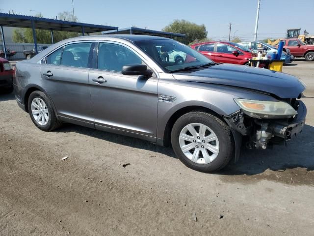 2011 Ford Taurus SE