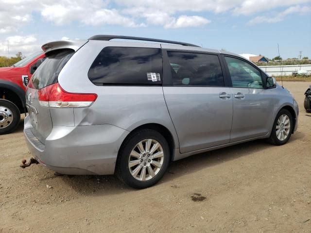 2013 Toyota Sienna XLE