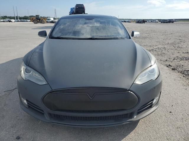 2014 Tesla Model S