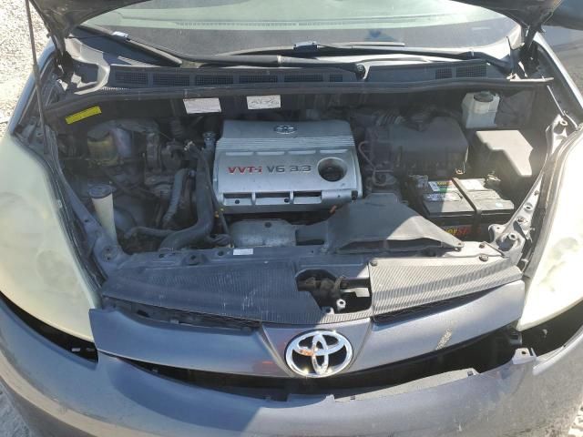 2006 Toyota Sienna XLE