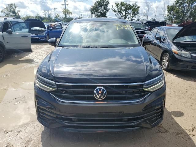 2022 Volkswagen Tiguan SE R-LINE Black