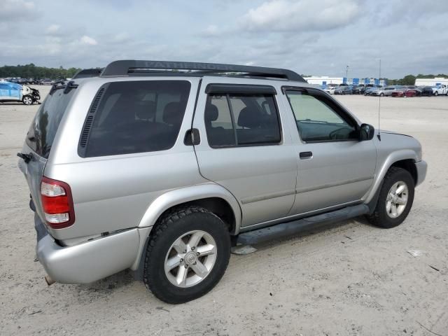 2004 Nissan Pathfinder LE