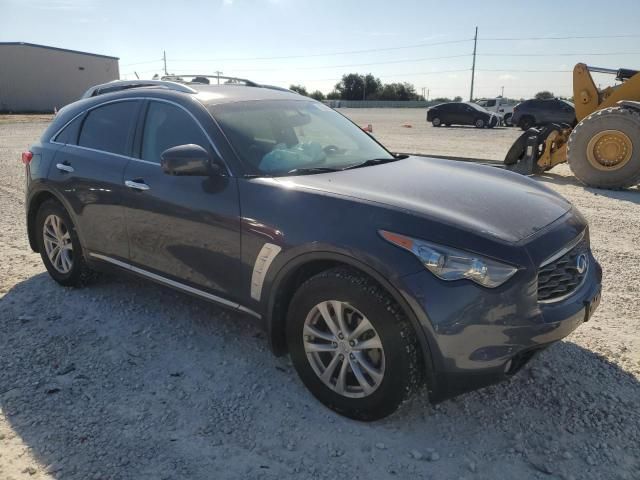 2011 Infiniti FX35