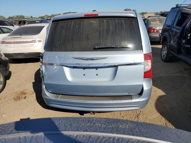 2013 Chrysler Town & Country Touring