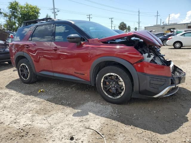 2023 Nissan Pathfinder SV