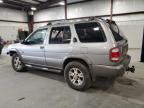 1999 Nissan Pathfinder LE