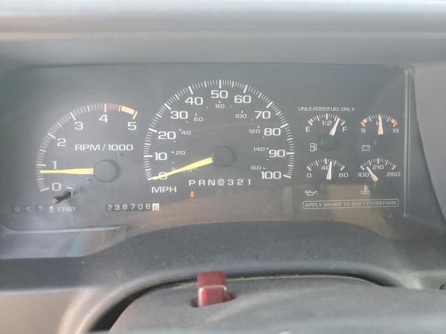 1995 Chevrolet Suburban K1500