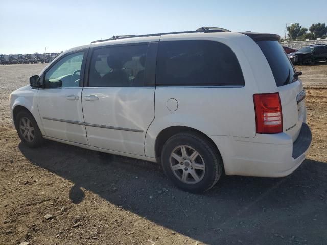 2010 Chrysler Town & Country Touring